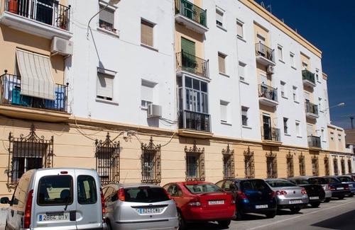 Cadiz Apartment | City apartment Cádiz near beach (330 m). Free WIFI.