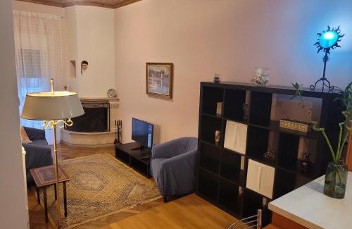 Arta Apartment | City Center Apartment