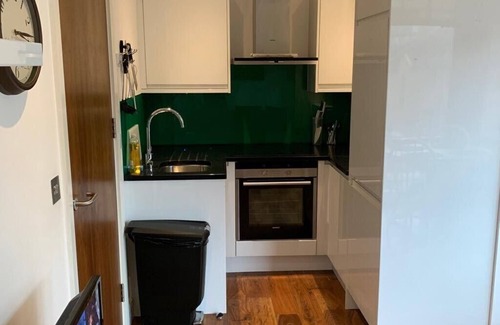 Camden Town Apartment | City Center Flat next to Station and Camden Market