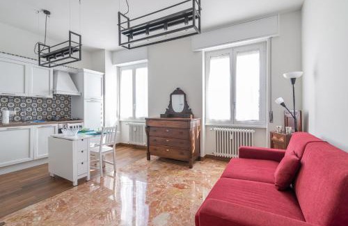 Pavia Apartment | CITY CENTER - LUIGI&CAROLINA APARTMENTS - by Host4U