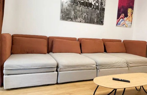 Old Town Apartment | City Center 2 Bedroom A/C Apartment