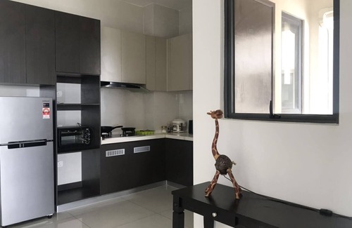 Central District Apartment | [City Central] Beautiful Sea View
