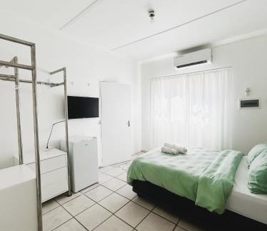 Windhoek West House | City Central Self-catering