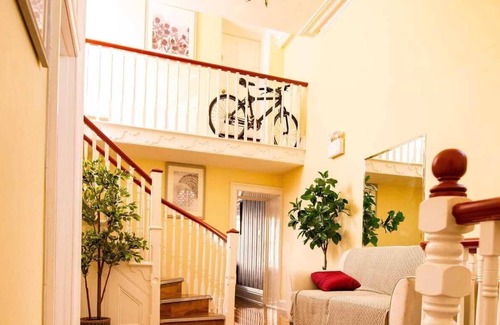 Truro Apartment | City Centre Apartment With Ensuite