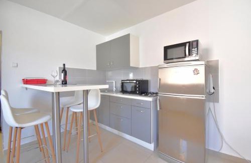 Pula Apartment | City Centre Apartment with terrace 2
