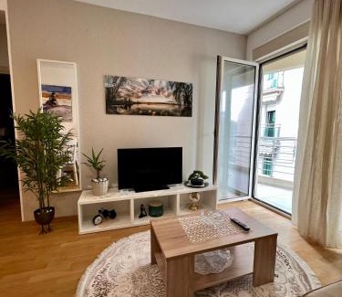 Gospostina Apartment | City Centre Getaway