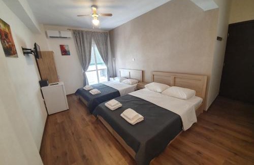 Metaxourgio Bed & Breakfast | City Centre Stylish rooms