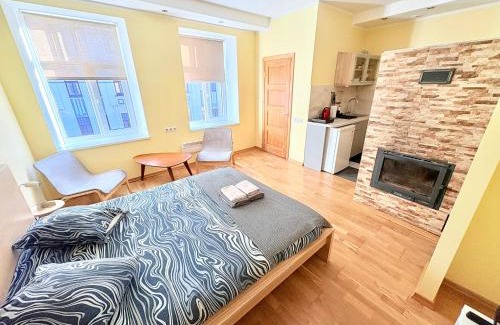 Grizinkalns Apartment | City Escape - Comfortable City Stays with Free Parking On Premises