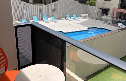 Perth Central Business District Apartment | City Escape Mounts Bay Apartment. Near Kings Park - Parking - Wifi