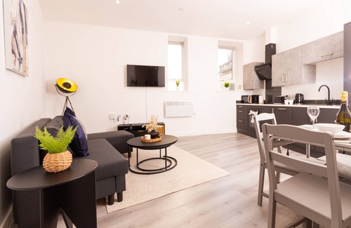 Hull Old Town Apartment | City Getaway: Cosy 1Bed Apt in Hull Centre