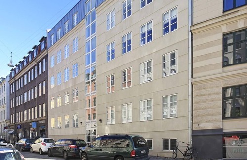 København V Apartment | City Lux apartment with 2 full bathrooms