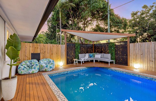 Manunda House | City Oasis - A Slice of Paradise