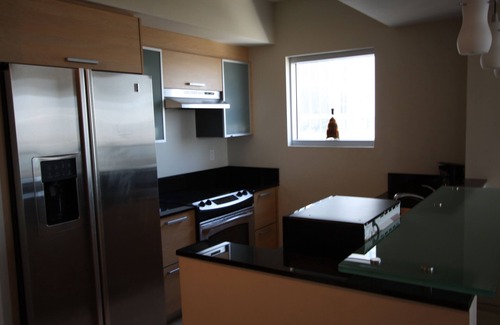 Sunny Isles Beach Resort | City & Ocean Views. 2 bedrooms 3 bathrooms. Oceanfront Bldg. Sunny Isles Bch, FL