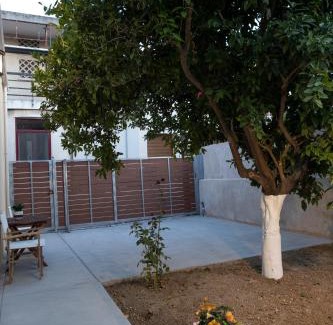 Chios Apartment | City Residence