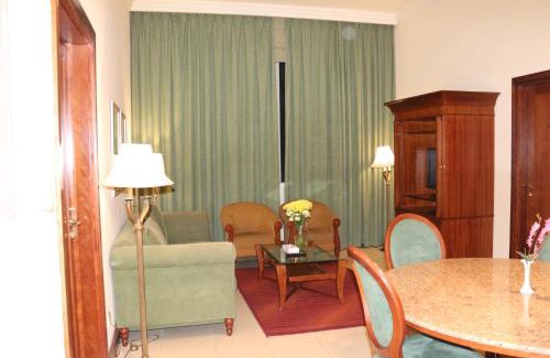 Deira Apartment | City Seasons Suites