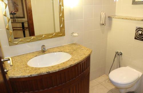 Deira Apartment | City Seasons Suites