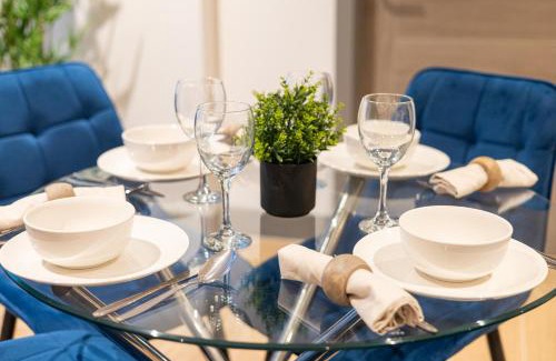 West Finchley Apartment | City Snug, Cozy 1BR London Flat Sleeps 4