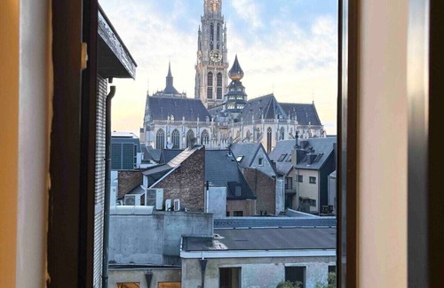 Antwerp Apartment | City Studio+FREE Parking+Elevator