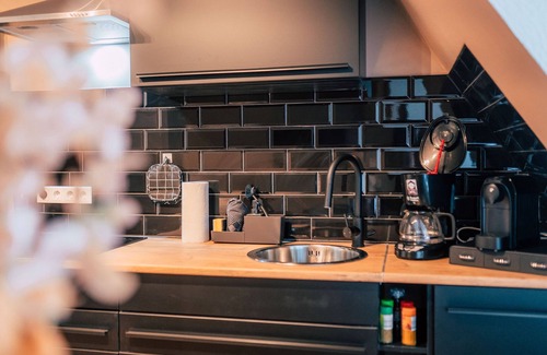 Zentrum Apartment | City Studio mit Wohnküche - Luga Homes - Chausseehaus