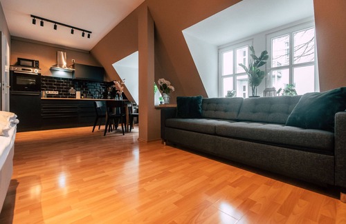 Zentrum Apartment | City Studio mit Wohnküche - Luga Homes - Chausseehaus