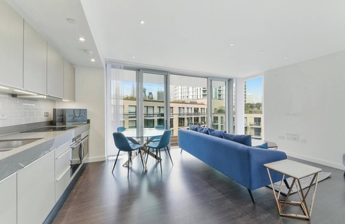 Tower Hill Apartment | City & View 2 bedroom 3 bathroom apartment 5 min from tube