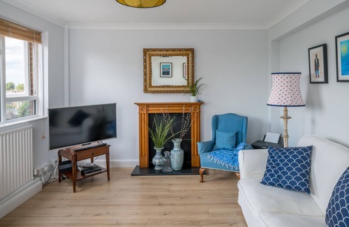 Wandsworth Apartment | City View Apartment in Leafy Wandsworth