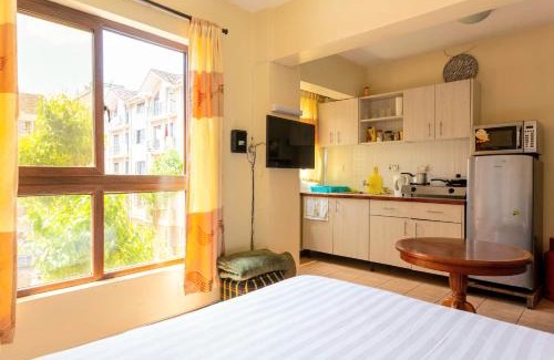 Ngara West Apartment | City View with Rooftop Pool - Studio