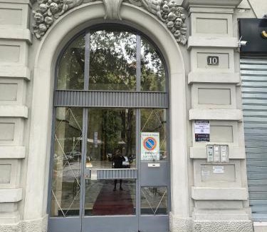 Tre Torri Apartment | CityLife & Fiera Milano Apartment with AC, WiFi, Metro M1 and Airport link