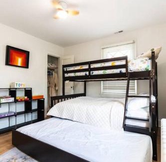 Waverly Hills House | Cityscape Cottage in Arlington, VA