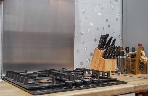 Hendon Apartment | CityStay QC Modern 3-bedroom apartment in charming London