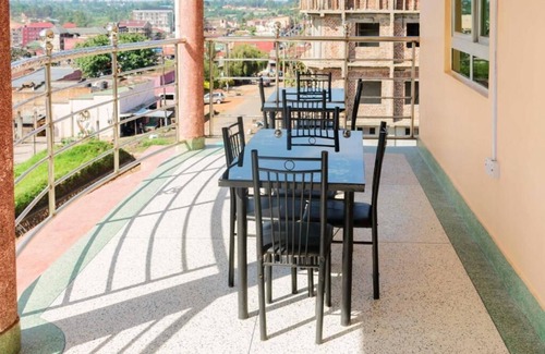 Fort Portal House | CITYVIEW HOTEL FORT PORTAL