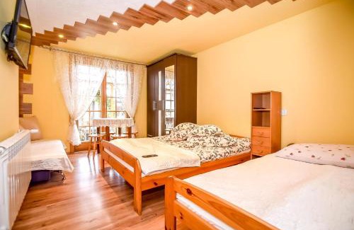 Male Ciche Bed & Breakfast | Ciukrowa Chatka Sauna & Jacuzzi