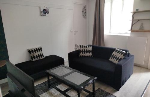 Irancy Apartment | Cizen