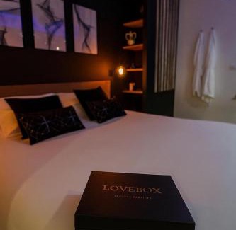 Cernay Apartment | CK Suite & Spa Reims