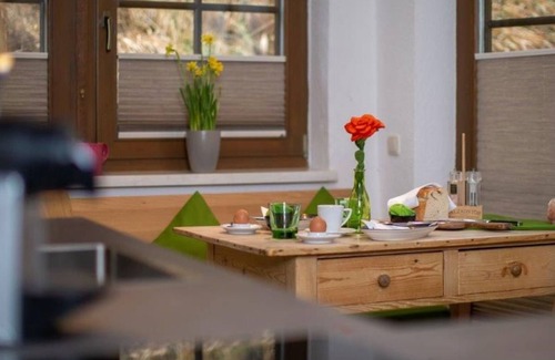 Ried Cottage | Classic double room with balcony and lake view - HOTEL garni Seehang & Seelounge