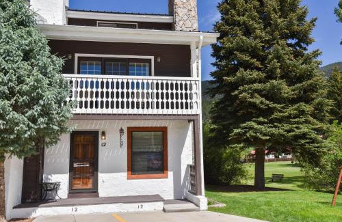 Red River Apartment | Claim Jumper 12 Townhouse With High Speed Wifi