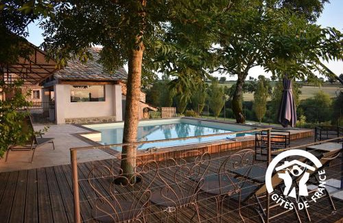 Privezac House | Clair de Lune