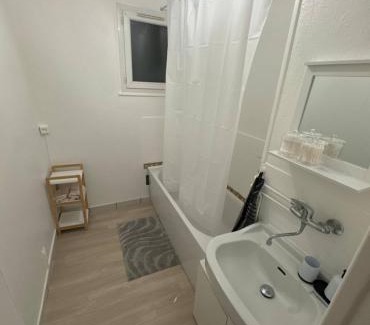 Bourges Apartment | Claire joie