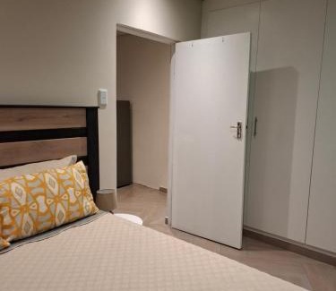 Berea West Apartment | Claire's Hill on Renown