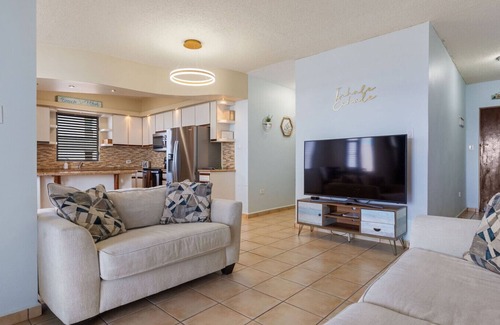 Stella Condo | Claje Sunset! Beachfront condo at Victoria del Mar 1E