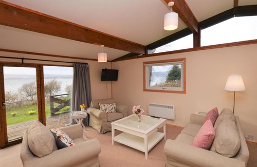 Tighnabruaich House | Clamshell Lodge