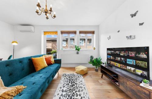 Battersea Apartment | Clapham Serenity Garden Retreat with free parking