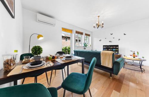 Battersea Apartment | Clapham Serenity Garden Retreat with free parking