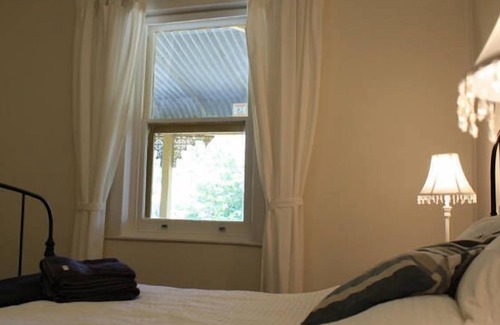 Clare House | Clare Cottage on Wendouree