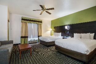 Weatherford Hotel | Clarion Inn & Suites Weatherford South