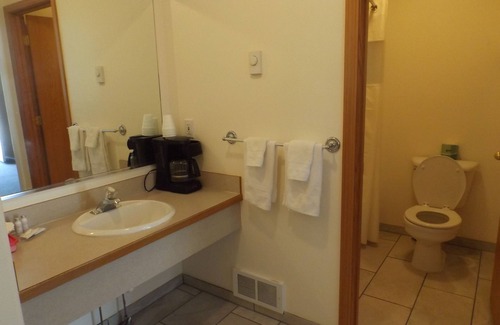 Clark Fork Hotel | Clark Fork Lodge