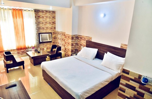 Jammu Hotel | Clarks Inn Express