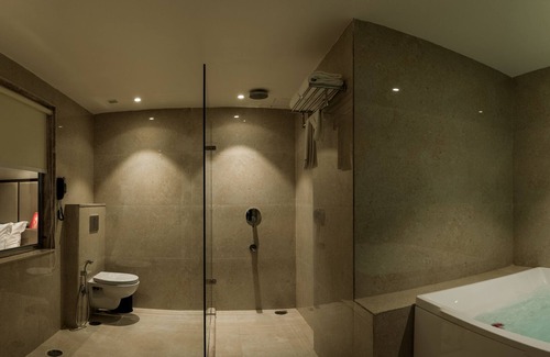 Kota Hotel | Clarks Premier Kota