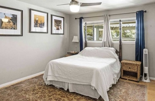 Clarksville Condo | Clarksville condo less than 1 mi from W 6th and Capitol