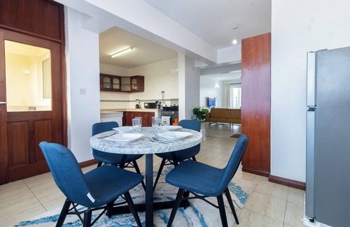 Mombasa Apartment | Classic 3-bedroom Apartment in Nyali with Seaview